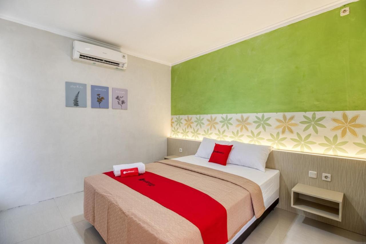 Reddoorz Near Malioboro Tugu Station Jogja 2 Hotel Yogyakarta Luaran gambar