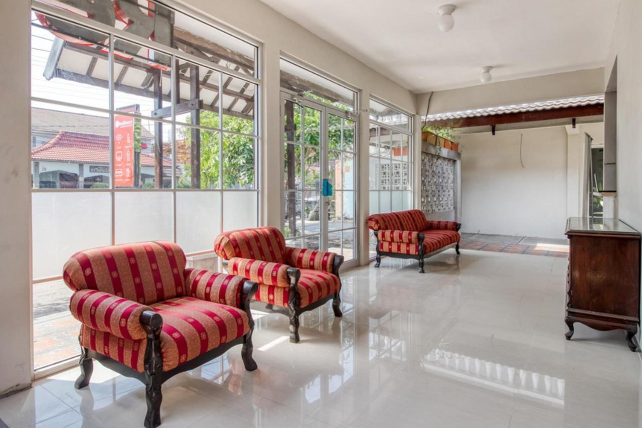 Reddoorz Near Malioboro Tugu Station Jogja 2 Hotel Yogyakarta Luaran gambar